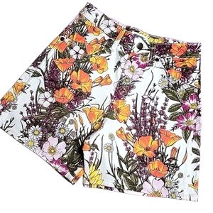 Wrangler Orange and Yellow Bermuda Shorts Vibrant Summer Style